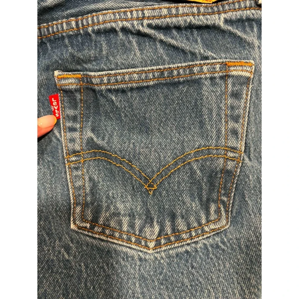 Levis 501 Original Fit Jeans Mens 31x32 Blue Straight Leg Button Fly 00501-0000